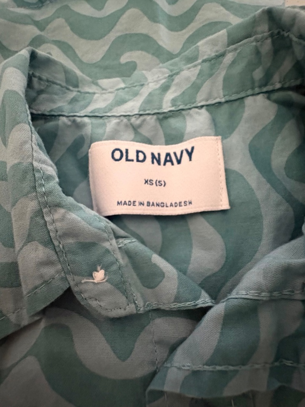 Old Navy Kids Button Down - Picture 4 of 5